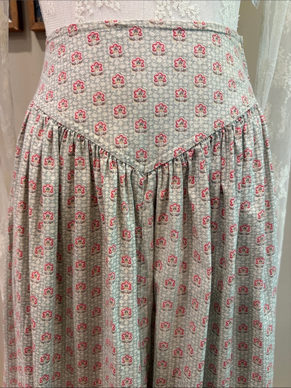 Vintage Ralph Lauren 80s Cotton Floral Prairie Midi Skirt Cottagecore size 4 - Picture 3 of 14